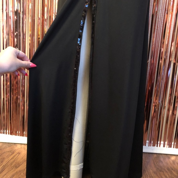 Black Sequin Gown - Picture 4 of 7